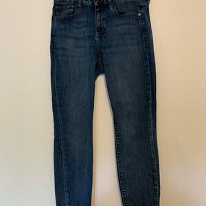 GAP Women's Indigo Skinny Jeans